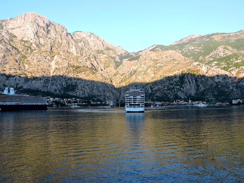 Ribica Apartments Kotor Exteriör bild