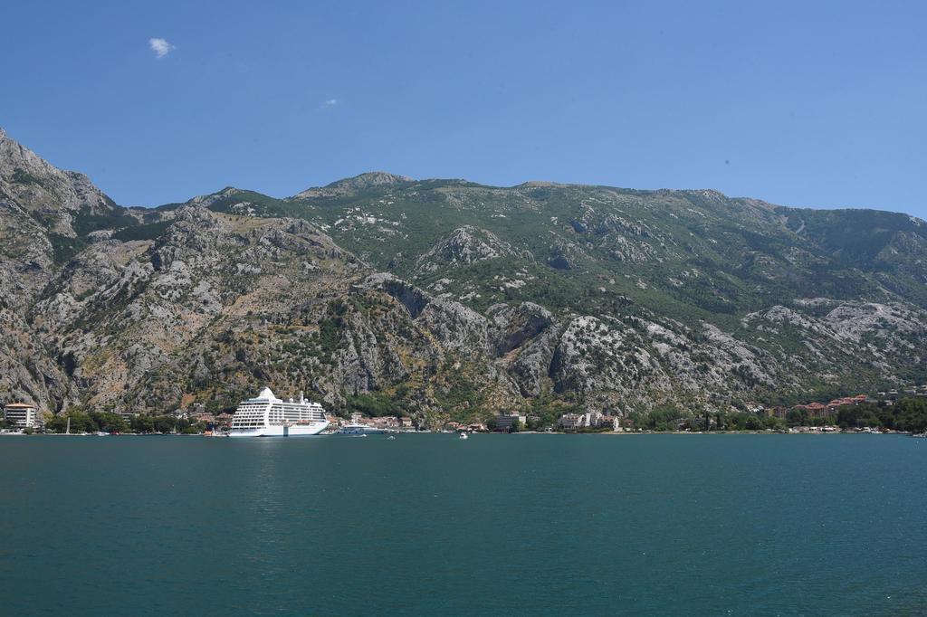 Ribica Apartments Kotor Exteriör bild